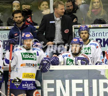 EBEL. Eishockey Bundesliga. KAC gegen VSV. Unterluggauer Gerhard, Mitchell Kevin, Martin Mike, Guenther Lanzinger  (VSV). Klagenfurt, am 20.3.2011.
Foto: Kuess 

---
pressefotos, pressefotografie, kuess, qs, qspictures, sport, bild, bilder, bilddatenbank