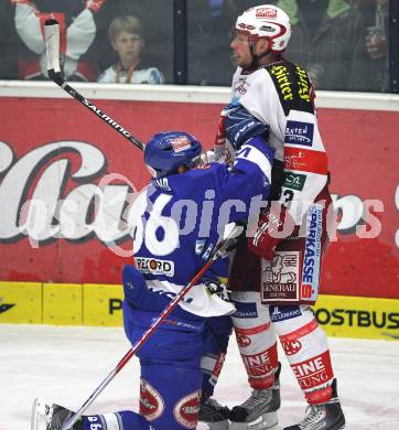 EBEL. Eishockey Bundesliga. VSV gegen KAC. Jonathan Ferland (VSV), Mike Siklenka (KAC). Villach, am 22.3.2011.
Foto: Kuess
---
pressefotos, pressefotografie, kuess, qs, qspictures, sport, bild, bilder, bilddatenbank