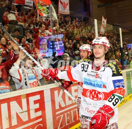 EBEL. Eishockey Bundesliga. EC  VSV gegen KAC.  Jubel Raphael Herburger, Mike Craig (KAC). Villach, am 22.3.2011.
Foto: Kuess 


---
pressefotos, pressefotografie, kuess, qs, qspictures, sport, bild, bilder, bilddatenbank