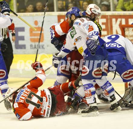 EBEL. Eishockey Bundesliga. KAC gegen VSV. Gregor Hager, (KAC),  Kevin Mitchell (VSV). Klagenfurt, am 24.3.2011.
Foto: Kuess 

---
pressefotos, pressefotografie, kuess, qs, qspictures, sport, bild, bilder, bilddatenbank