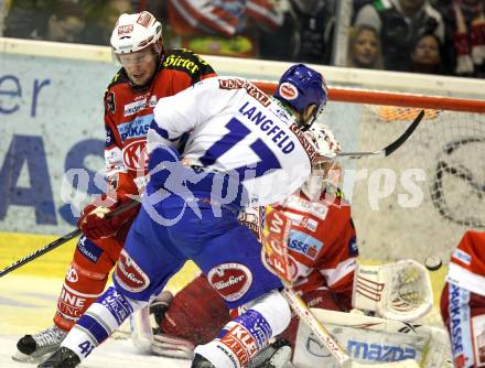 EBEL. Eishockey Bundesliga. KAC gegen VSV. Mike Siklenka, Andy Chiodo, (KAC),  Joshua Langfeld (VSV). Klagenfurt, am 24.3.2011.
Foto: Kuess 

---
pressefotos, pressefotografie, kuess, qs, qspictures, sport, bild, bilder, bilddatenbank