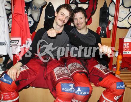 EBEL. Eishockey Bundesliga. KAC gegen VSV. Paul Schellander, Kirk Furey (KAC). Klagenfurt, am 24.3.2011.
Foto: Kuess 

---
pressefotos, pressefotografie, kuess, qs, qspictures, sport, bild, bilder, bilddatenbank