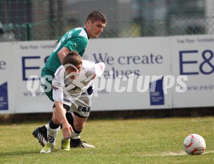 Fussball Regionalliga. SAK gegen Weiz. Grega Triplat (SAK), Sasa Mus (Weiz). Klagenfurt, am 26.3.2011.
Foto: Kuess
---
pressefotos, pressefotografie, kuess, qs, qspictures, sport, bild, bilder, bilddatenbank