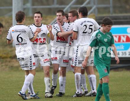 Fussball Regionalliga. Feldkirchen SV gegen DSV Leoben. Torjubel (Feldkirchen). Klagenfurt, am 26.3.2011.
Foto: Kuess
---
pressefotos, pressefotografie, kuess, qs, qspictures, sport, bild, bilder, bilddatenbank