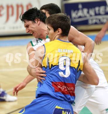 Basketball Bundesliga. Woerthersee Piraten gegen UBC St. Poelten. Kuttnig Andreas (Piraten), Toni Blazan (St.Poelten).  Klagenfurt, 27.3.2011
Foto: Kuess

---
pressefotos, pressefotografie, kuess, qs, qspictures, sport, bild, bilder, bilddatenbank