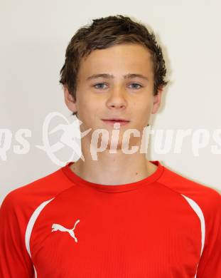 Fussball Akademie Kaernten U15. Fabian Strasser. Klagenfurt, 27.3.2011.
Foto: Kuess
---
pressefotos, pressefotografie, kuess, qs, qspictures, sport, bild, bilder, bilddatenbank