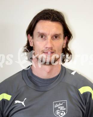 Fussball Akademie Kaernten. Trainer Mario Krassnitzer. Klagenfurt, 27.3.2011.
Foto: Kuess
---
pressefotos, pressefotografie, kuess, qs, qspictures, sport, bild, bilder, bilddatenbank