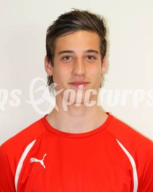 Fussball Akademie Kaernten U16. Philipp Regenfelder. Klagenfurt, 27.3.2011.
Foto: Kuess
---
pressefotos, pressefotografie, kuess, qs, qspictures, sport, bild, bilder, bilddatenbank