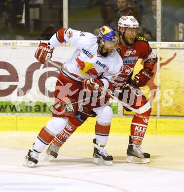 EBEL. Eishockey Bundesliga. KAC gegen Red Bull Salzburg. Mike Siklenka, (KAC), Douglas Lynch (Salzburg). Klagenfurt, am 31.3.2011.
Foto: Kuess 

---
pressefotos, pressefotografie, kuess, qs, qspictures, sport, bild, bilder, bilddatenbank