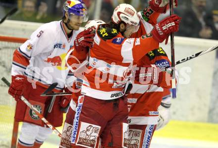 EBEL. Eishockey Bundesliga. KAC gegen Red Bull Salzburg. Torjubel Christoph Brandner (KAC). Klagenfurt, am 31.3.2011.
Foto: Kuess 

---
pressefotos, pressefotografie, kuess, qs, qspictures, sport, bild, bilder, bilddatenbank