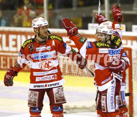 EBEL. Eishockey Bundesliga. KAC gegen Red Bull Salzburg. Torjubel Tyler Scofield, Mike Craig (KAC). Klagenfurt, am 31.3.2011.
Foto: Kuess 

---
pressefotos, pressefotografie, kuess, qs, qspictures, sport, bild, bilder, bilddatenbank