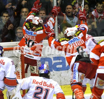EBEL. Eishockey Bundesliga. KAC gegen Red Bull Salzburg. Torjubel Tyler Scofield. Klagenfurt, am 31.3.2011.
Foto: Kuess 

---
pressefotos, pressefotografie, kuess, qs, qspictures, sport, bild, bilder, bilddatenbank