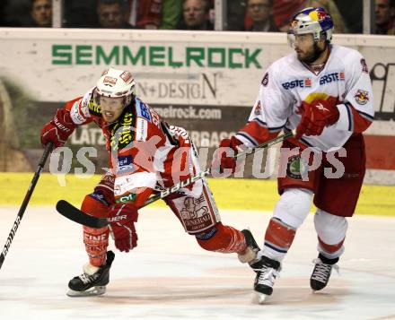 EBEL. Eishockey Bundesliga. KAC gegen Red Bull Salzburg. Tyler Scofield, (KAC), Brent Aubin (Salzburg). Klagenfurt, am 31.3.2011.
Foto: Kuess 

---
pressefotos, pressefotografie, kuess, qs, qspictures, sport, bild, bilder, bilddatenbank