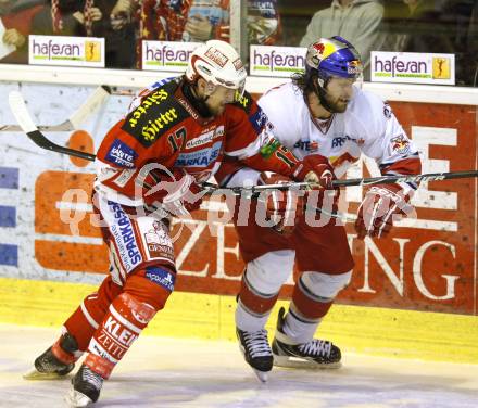 EBEL. Eishockey Bundesliga. KAC gegen Red Bull Salzburg. Gregor Hager,  (KAC), Shaun Heshka (Salzburg). Klagenfurt, am 31.3.2011.
Foto: Kuess 

---
pressefotos, pressefotografie, kuess, qs, qspictures, sport, bild, bilder, bilddatenbank