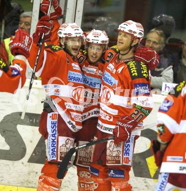 EBEL. Eishockey Bundesliga. KAC gegen Red Bull Salzburg. Torjubel Tyler Scofield, Tyler Spurgeon, Mike Craig (KAC). Klagenfurt, am 31.3.2011.
Foto: Kuess 

---
pressefotos, pressefotografie, kuess, qs, qspictures, sport, bild, bilder, bilddatenbank