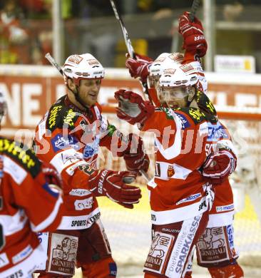 EBEL. Eishockey Bundesliga. KAC gegen Red Bull Salzburg. Torjubel Tyler Scofield, Mike Craig (KAC). Klagenfurt, am 31.3.2011.
Foto: Kuess 

---
pressefotos, pressefotografie, kuess, qs, qspictures, sport, bild, bilder, bilddatenbank