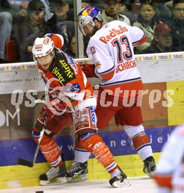 EBEL. Eishockey Bundesliga. KAC gegen Red Bull Salzburg. Tyler Spurgeon, (KAC), Michael Schiechl (Salzburg). Klagenfurt, am 5.4.2011.
Foto: Kuess 

---
pressefotos, pressefotografie, kuess, qs, qspictures, sport, bild, bilder, bilddatenbank