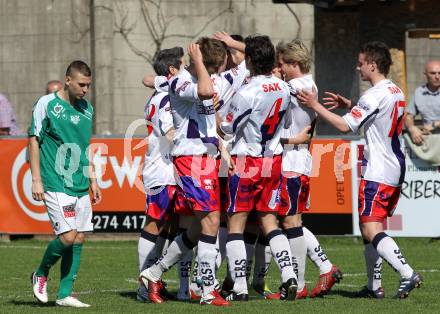 Fussball Regionalliga. SAK gegen DSV Leoben. Torjubel (SAK). Klagenfurt, am 9.4.2011.
Foto: Kuess
---
pressefotos, pressefotografie, kuess, qs, qspictures, sport, bild, bilder, bilddatenbank