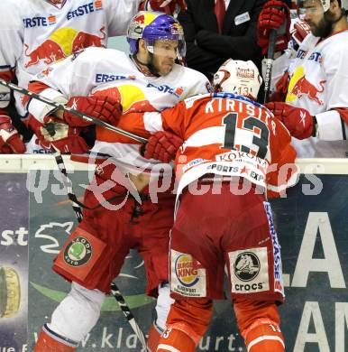 EBEL. Eishockey Bundesliga. KAC gegen Red Bull Salzburg. Johannes Kirisits, (KAC), Andre Lakos (Salzburg). Klagenfurt, am 10.4.2011.
Foto: Kuess 

---
pressefotos, pressefotografie, kuess, qs, qspictures, sport, bild, bilder, bilddatenbank