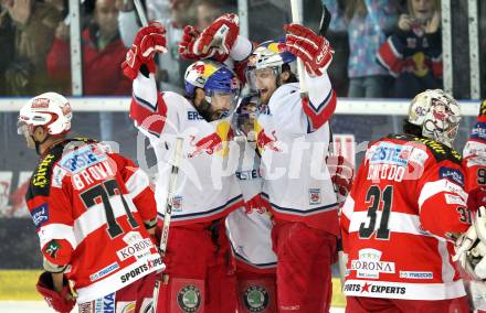 EBEL. Eishockey Bundesliga. Red Bull Salzburg gegen KAC. Jubel Salzburg. Salzburg, am 12.4.2011.
Foto: Kuess 

---
pressefotos, pressefotografie, kuess, qs, qspictures, sport, bild, bilder, bilddatenbank