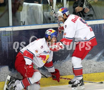 EBEL. Eishockey Bundesliga. Red Bull Salzburg gegen KAC. Torjubel Thomas Raffl, Thomas Koch (Salzburg). Salzburg, am 12.4.2011.
Foto: Kuess 

---
pressefotos, pressefotografie, kuess, qs, qspictures, sport, bild, bilder, bilddatenbank