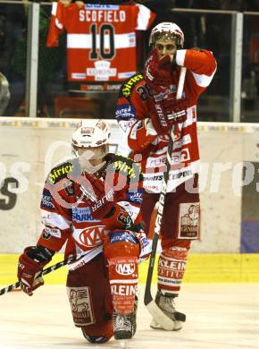 EBEL. Eishockey Bundesliga. KAC gegen Red Bull Salzburg.  enttaeuschte KAC Spieler. Klagenfurt, am 14.4.2011.
Foto: Kuess 

---
pressefotos, pressefotografie, kuess, qs, qspictures, sport, bild, bilder, bilddatenbank