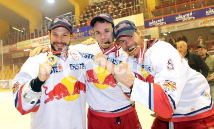 EBEL. Eishockey Bundesliga. KAC gegen Red Bull Salzburg.  Jubel Thomas Koch, Marco Pewal, Thomas Raffl (Salzburg). Klagenfurt, am 14.4.2011.
Foto: Kuess 

---
pressefotos, pressefotografie, kuess, qs, qspictures, sport, bild, bilder, bilddatenbank