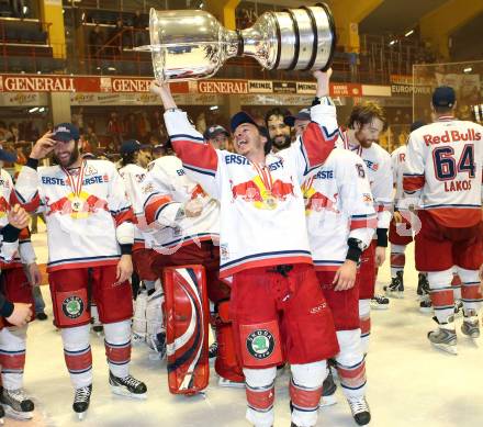 EBEL. Eishockey Bundesliga. KAC gegen Red Bull Salzburg.  Jubel Marco Pewal (Salzburg). Klagenfurt, am 14.4.2011.
Foto: Kuess 

---
pressefotos, pressefotografie, kuess, qs, qspictures, sport, bild, bilder, bilddatenbank