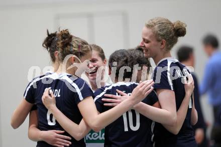 Volleyball. WVL. Women Volleyball League. ATSC Wildcats gegen Tirol. Jubel (Wildcats). Klagenfurt, am 6.4.2011.
Foto: Kuess 
---
pressefotos, pressefotografie, kuess, qs, qspictures, sport, bild, bilder, bilddatenbank