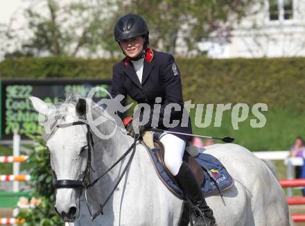 Reiten. Reit- und Springturnier. Marianne Schindele auf Coolys AJ. St. Veit, am 17.4.2011.
Foto: Kuess
---
pressefotos, pressefotografie, kuess, qs, qspictures, sport, bild, bilder, bilddatenbank