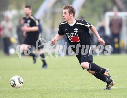 Fussball Kaerntner Liga. Griffen gegen Bleiburg. Benjamin Opietnik (Bleiburg). Griffen, am 16.4.2011.
Foto: Kuess
---
pressefotos, pressefotografie, kuess, qs, qspictures, sport, bild, bilder, bilddatenbank