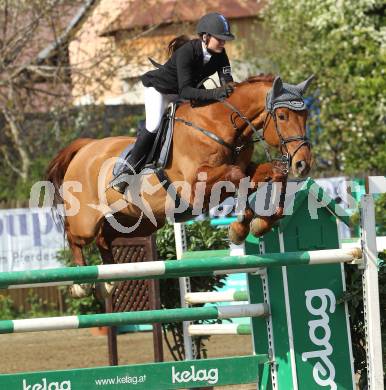 Reiten. Reit- und Springturnier. Andrea Skorianz-Jenull auf Calligulla. St. Veit, am 17.4.2011.
Foto: Kuess
---
pressefotos, pressefotografie, kuess, qs, qspictures, sport, bild, bilder, bilddatenbank