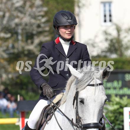 Reiten. Reit- und Springturnier. Marianne Schindele auf Coolys AJ. St. Veit, am 17.4.2011.
Foto: Kuess
---
pressefotos, pressefotografie, kuess, qs, qspictures, sport, bild, bilder, bilddatenbank