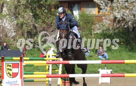 Reiten. Reit- und Springturnier. Fritz Kogelnig jun. auf Dark Charly. St. Veit, am 17.4.2011.
Foto: Kuess
---
pressefotos, pressefotografie, kuess, qs, qspictures, sport, bild, bilder, bilddatenbank