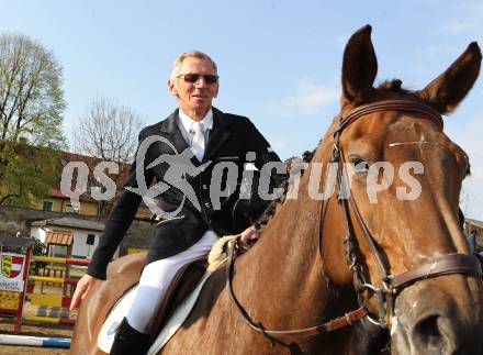 Reiten. Reit- und Springturnier. Franz Josef Rainer. St. Veit, am 17.4.2011.
Foto: Kuess
---
pressefotos, pressefotografie, kuess, qs, qspictures, sport, bild, bilder, bilddatenbank