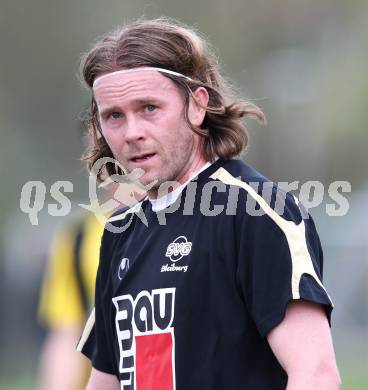 Fussball Kaerntner Liga. Griffen gegen Bleiburg. Thomas Hoeller (Bleiburg). Griffen, am 16.4.2011.
Foto: Kuess
---
pressefotos, pressefotografie, kuess, qs, qspictures, sport, bild, bilder, bilddatenbank