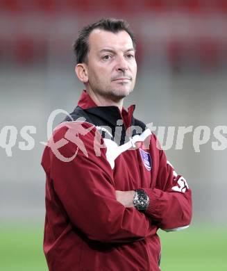 Fussball Regionalliga. SK Austria Klagenfurt gegen GAK. Trainer Rudolf Perz (Klagenfurt). Klagenfurt, am 8.4.2011.
Foto: Kuess
---
pressefotos, pressefotografie, kuess, qs, qspictures, sport, bild, bilder, bilddatenbank