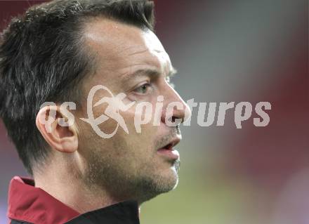 Fussball Regionalliga. SK Austria Klagenfurt gegen GAK. Trainer Rudolf Perz (Klagenfurt). Klagenfurt, am 8.4.2011.
Foto: Kuess
---
pressefotos, pressefotografie, kuess, qs, qspictures, sport, bild, bilder, bilddatenbank