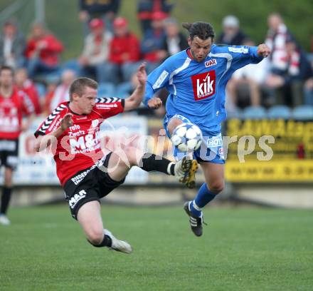 Fussball. Regionalliga. Feldkirchen SV gegen GAK.  Wernig Michael (Feldkirchen), Kollmann Roland (GAK). Klagenfurt, 22.4.2011.
Foto: Kuess

---
pressefotos, pressefotografie, kuess, qs, qspictures, sport, bild, bilder, bilddatenbank