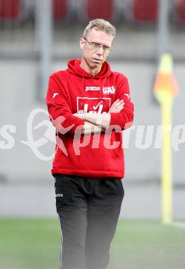 Fussball Regionalliga. SK Austria Klagenfurt gegen GAK. Trainer Peter Stoeger (GAK). Klagenfurt, am 8.4.2011.
Foto: Kuess 
---
pressefotos, pressefotografie, kuess, qs, qspictures, sport, bild, bilder, bilddatenbank