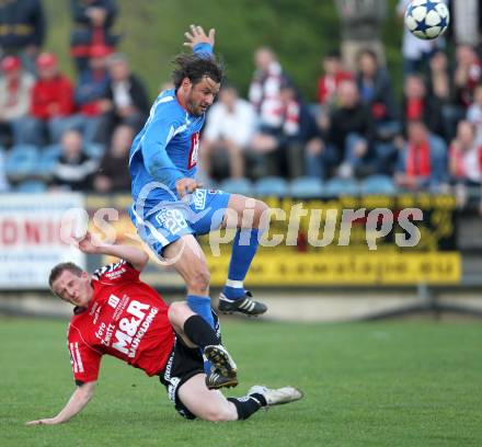 Fussball. Regionalliga. Feldkirchen SV gegen GAK.  Wernig Michael (Feldkirchen), Kollmann Roland (GAK). Klagenfurt, 22.4.2011.
Foto: Kuess

---
pressefotos, pressefotografie, kuess, qs, qspictures, sport, bild, bilder, bilddatenbank