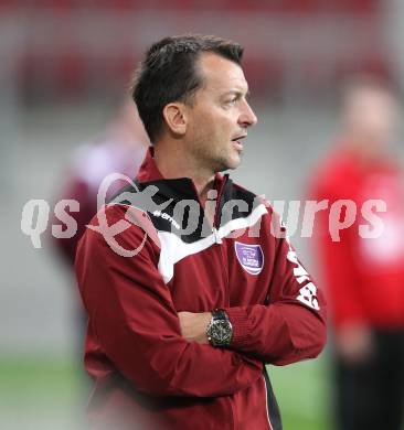 Fussball Regionalliga. SK Austria Klagenfurt gegen GAK. Trainer Rudolf Perz (Klagenfurt). Klagenfurt, am 8.4.2011.
Foto: Kuess
---
pressefotos, pressefotografie, kuess, qs, qspictures, sport, bild, bilder, bilddatenbank