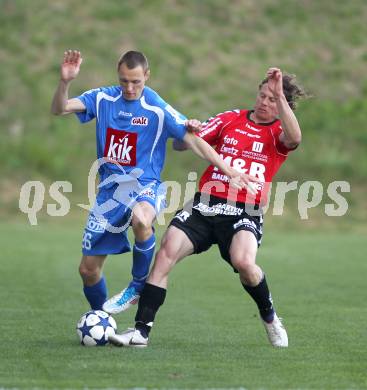 Fussball. Regionalliga. Feldkirchen SV gegen GAK. Stoxreiter Gunther Jochen (Feldkirchen), Pollhammer Mario  (GAK). Klagenfurt, 22.4.2011.
Foto: Kuess

---
pressefotos, pressefotografie, kuess, qs, qspictures, sport, bild, bilder, bilddatenbank