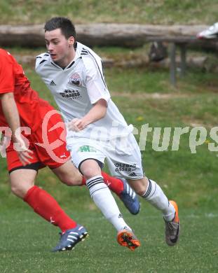 Fussball Unterliga Ost. DSG Sele Zell gegen SV Ludmannsdorf. Fabio Csyz (Ludmannsdorf). Zell Pfarre, am 23.4.2011.
Foto: Kuess
---
pressefotos, pressefotografie, kuess, qs, qspictures, sport, bild, bilder, bilddatenbank