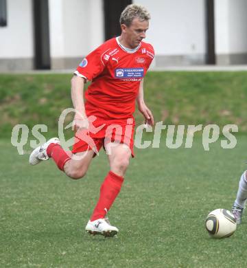 Fussball Unterliga Ost. DSG Sele Zell gegen SV Ludmannsdorf. Samir Cavkunovic (Sele Zell). Zell Pfarre, am 23.4.2011.
Foto: Kuess
---
pressefotos, pressefotografie, kuess, qs, qspictures, sport, bild, bilder, bilddatenbank