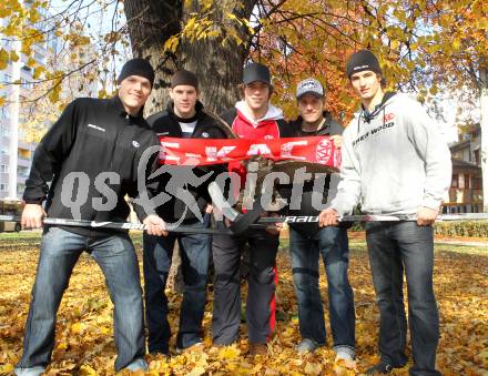 Eishockey. KAC. Geier Stephan, Pirmann Markus, Hundertpfund Thomas, Geier Manuel, Herburger Raphael. Klagenfurt, 6.11.2010.
Foto: Kuess
---
pressefotos, pressefotografie, kuess, qs, qspictures, sport, bild, bilder, bilddatenbank