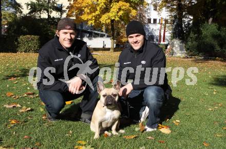 Eishockey. KAC. Stephan Geier, Manuel Geier. Klagenfurt, 27.10.2010.
Foto: Kuess
---
pressefotos, pressefotografie, kuess, qs, qspictures, sport, bild, bilder, bilddatenbank