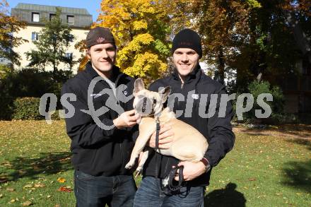 Eishockey. KAC. Stephan Geier, Manuel Geier. Klagenfurt, 27.10.2010.
Foto: Kuess
---
pressefotos, pressefotografie, kuess, qs, qspictures, sport, bild, bilder, bilddatenbank