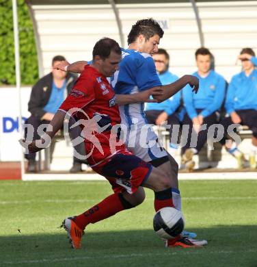 Fussball KFV Cup. VSV gegen SAK.  Sandro Michael Ebner, (VSV), Christian Dlopst (SAK). Villach, 3.5.2011.
Foto: Kuess
---
pressefotos, pressefotografie, kuess, qs, qspictures, sport, bild, bilder, bilddatenbank