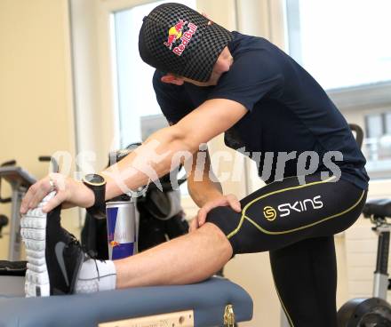 Schispringen. Training, Reha in der Privatklinik Maria Hilf. Thomas Morgenstern. KLagenfurt, am 23.12.2010.
Foto: Kuess
---
pressefotos, pressefotografie, kuess, qs, qspictures, sport, bild, bilder, bilddatenbank